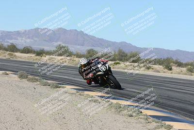 media/Dec-04-2025-Racers Edge (Thu) [[5ebc9f124d]]/2-A Group/1-Session 2 (Turn 7 Inside)/